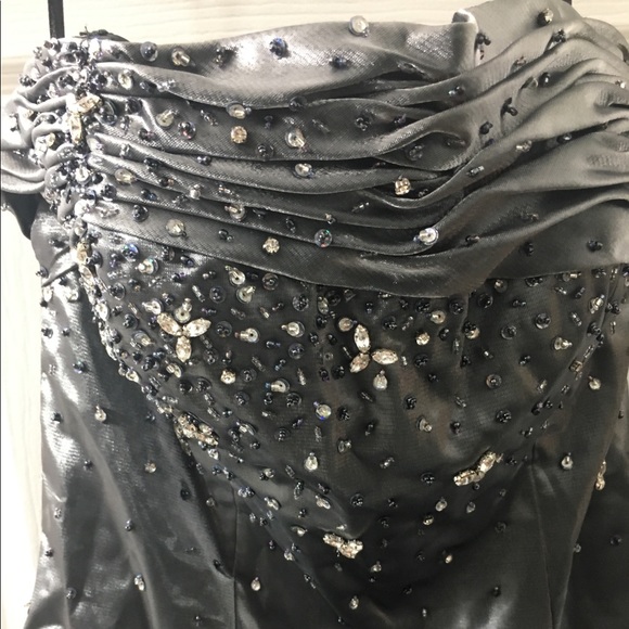Silver prom/ball gown/dress with crystal design - Picture 7 of 8